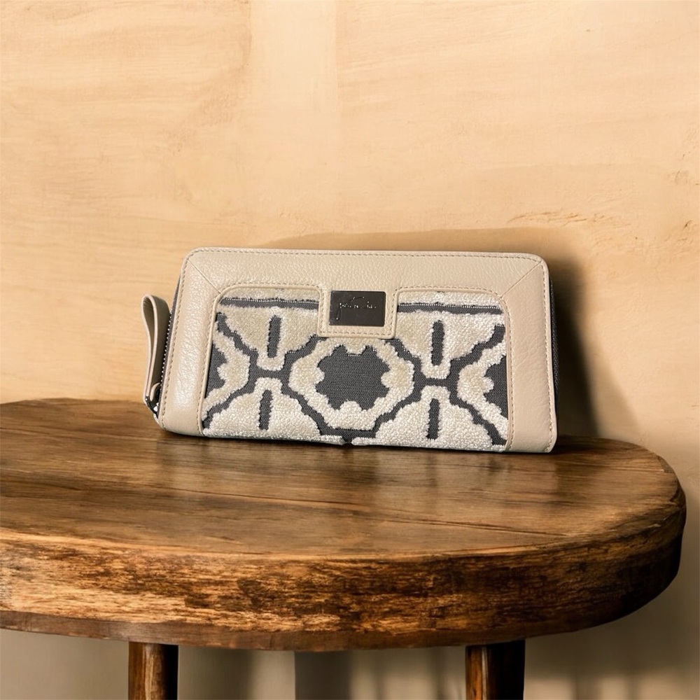 Chic Beige and Gray Women's Wallet